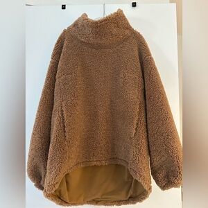 Lululemon Sherpa Pullover Women’s Size 10
